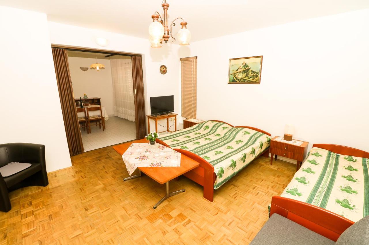 Apartments Magasic With Terrace Baška Exteriér fotografie