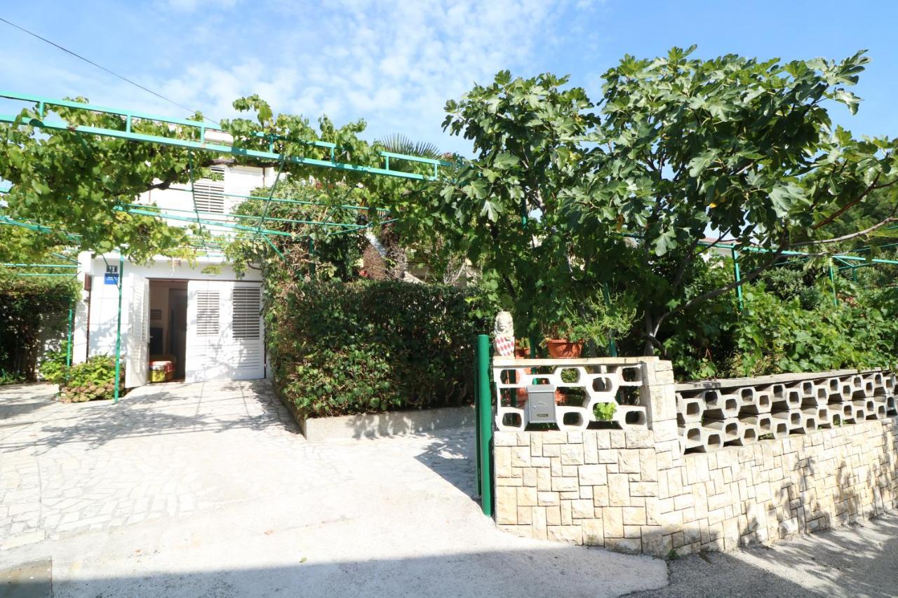 Apartments Magasic With Terrace Baška Exteriér fotografie